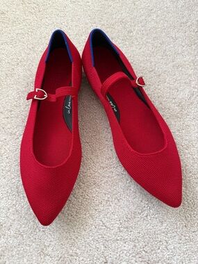 Rothy’s The Point Mary Jane II in Red Crisp in size 8.5